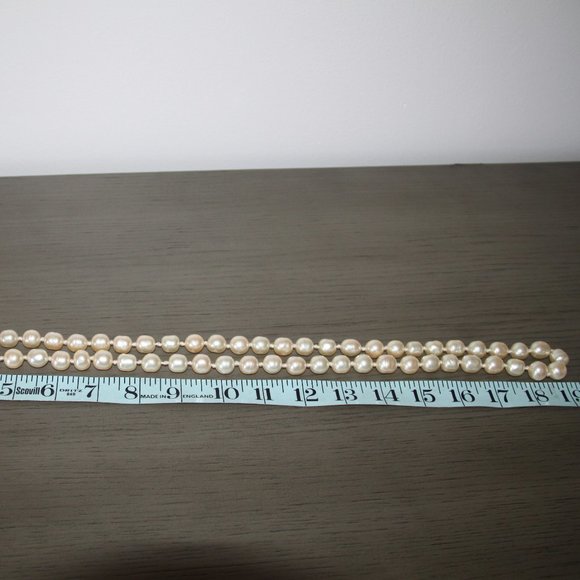 VTG Necklace Freshwater Pearl Glass Hand Knotted Strand Costume Jewelry 19" Drop - Picture 6 of 7